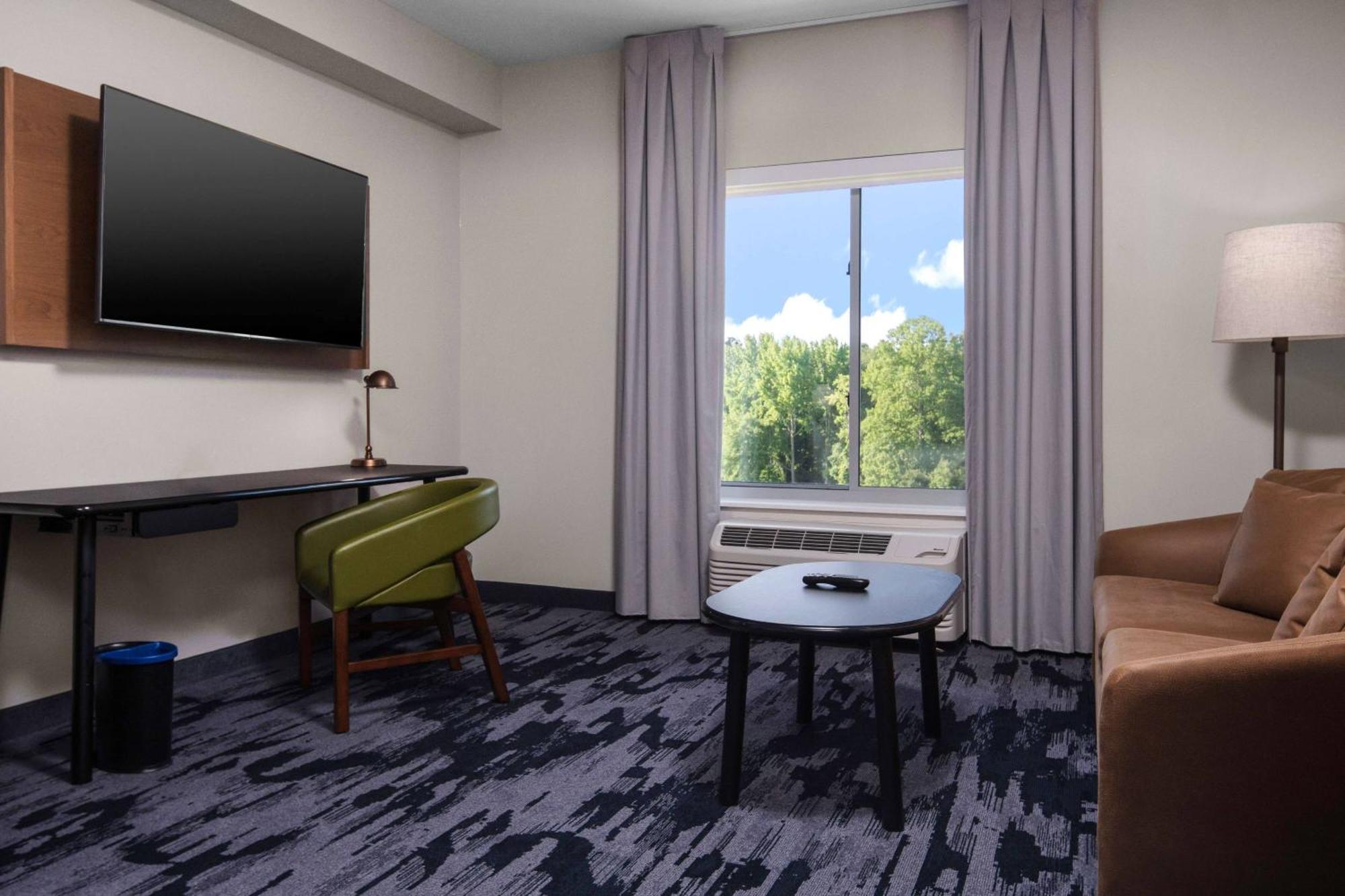 Fairfield Inn & Suites Роки-Маунт Экстерьер фото